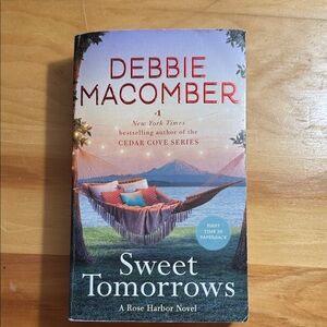 📚2/$6  Sweet Tomorrows #5 in the Rose Harbor Series